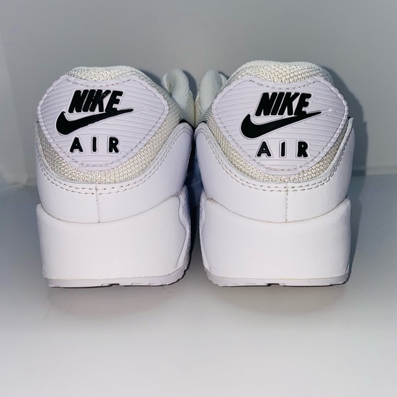 NIKE AIR MAX 90 - Picture 8 of 10
